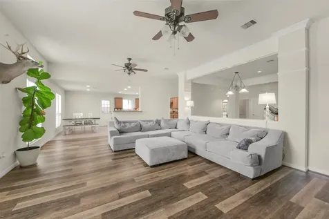 6815 Amistad Court Manvel TX 77578
