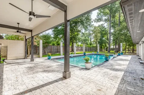 1380 Thomas Road Beaumont TX 77706