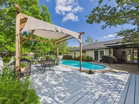 3037 County Road 536 Alvin TX 77511