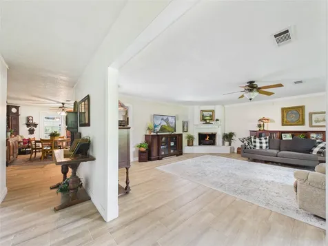 3037 County Road 536 Alvin TX 77511