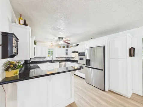 3037 County Road 536 Alvin TX 77511
