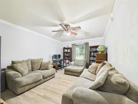 3037 County Road 536 Alvin TX 77511