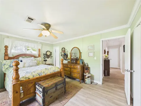 3037 County Road 536 Alvin TX 77511