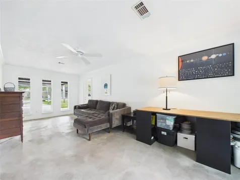 3037 County Road 536 Alvin TX 77511
