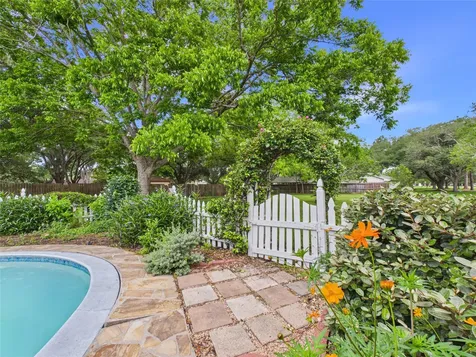 3037 County Road 536 Alvin TX 77511