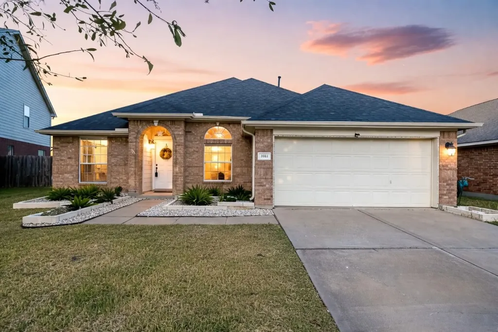 1903 Lantana Spring Lane Pearland TX 77581