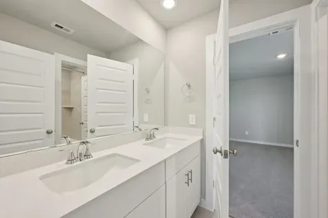 5925 Mockingbird Lodge Lane Pearland TX 77584