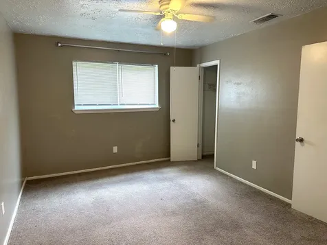 9822 Rumbling Wood Lane Houston TX 77086