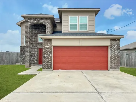 727 Road 5105 Cleveland TX 77327