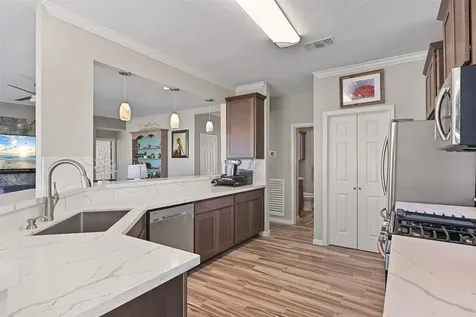 14407 Spyglass Circle Galveston TX 77554