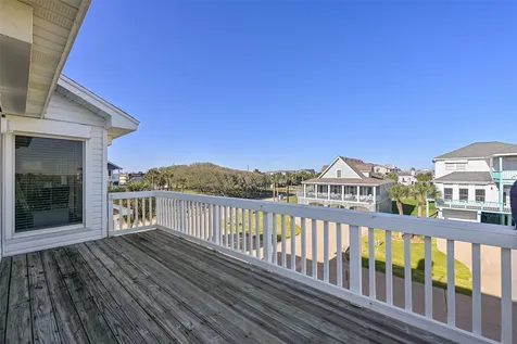 14407 Spyglass Circle Galveston TX 77554