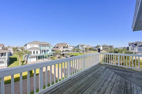 14407 Spyglass Circle Galveston TX 77554