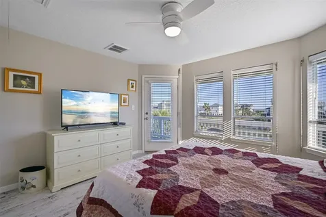 14407 Spyglass Circle Galveston TX 77554