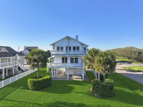 14407 Spyglass Circle Galveston TX 77554