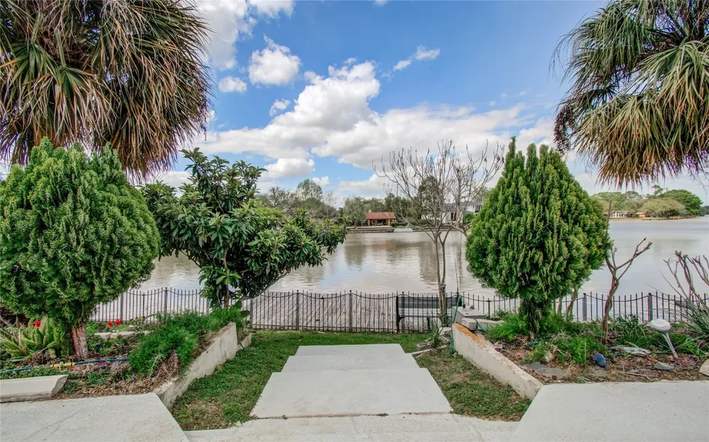 714 Sandpiper Drive Sugar Land TX 77478