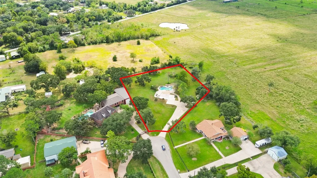 4003 Country Trails Street Alvin TX 77511