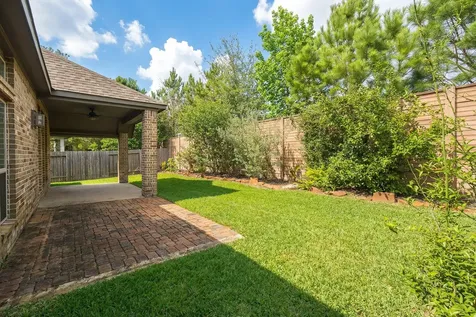 209 Trillium Park Loop Conroe TX 77304