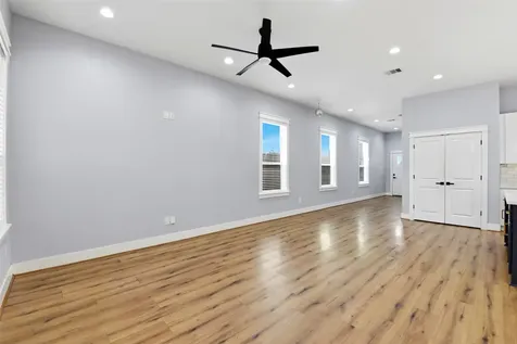 6476 Tc Jester Boulevard Houston TX 77091