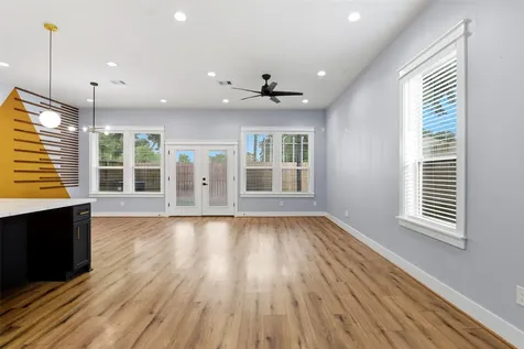 6476 Tc Jester Boulevard Houston TX 77091