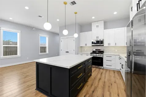 6476 Tc Jester Boulevard Houston TX 77091
