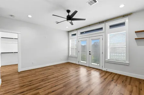 6476 Tc Jester Boulevard Houston TX 77091