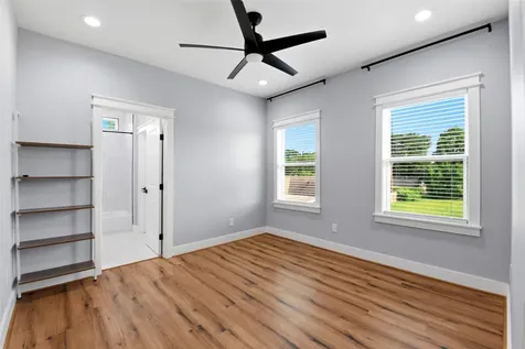 6476 Tc Jester Boulevard Houston TX 77091