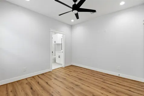 6476 Tc Jester Boulevard Houston TX 77091