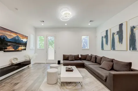 5839 Dolores Street Houston TX 77057