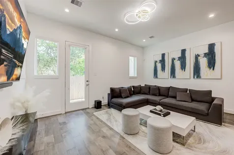 5839 Dolores Street Houston TX 77057