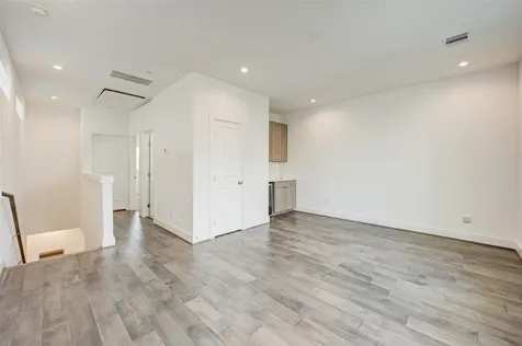5839 Dolores Street Houston TX 77057
