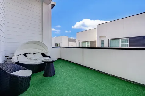 5839 Dolores Street Houston TX 77057