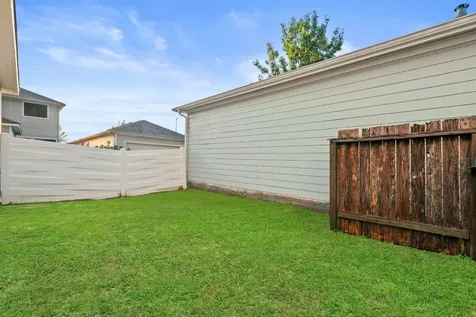 1617 Nichole Woods Drive Houston TX 77047
