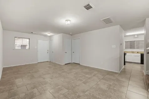 1617 Nichole Woods Drive Houston TX 77047