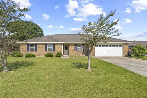 2714 Hughann Street Port Neches TX 77651