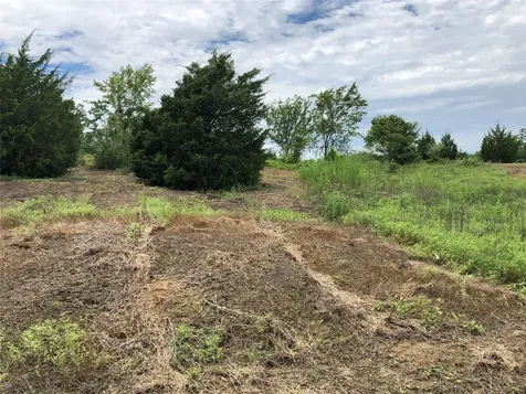 001 Steele Road Highlands TX 77562