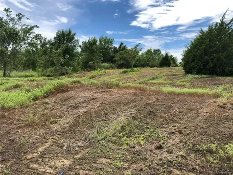 001 Steele Road Highlands TX 77562