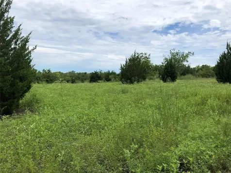 001 Steele Road Highlands TX 77562