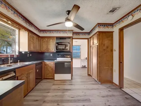 224 County Road 4674 Etoile TX 75944