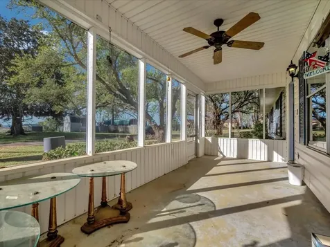 224 County Road 4674 Etoile TX 75944