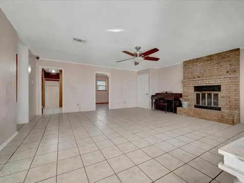 224 County Road 4674 Etoile TX 75944
