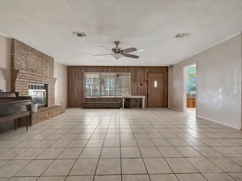 224 County Road 4674 Etoile TX 75944