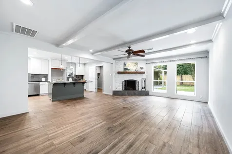 6030 Warm Springs Road Houston TX 77035