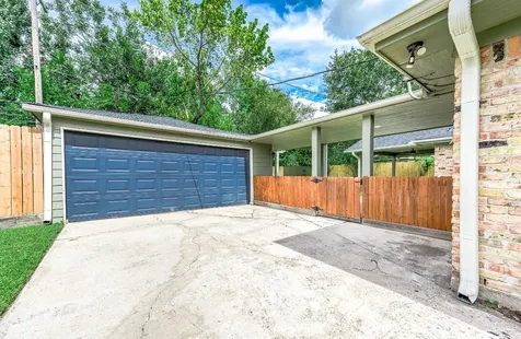 6030 Warm Springs Road Houston TX 77035