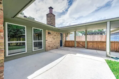 6030 Warm Springs Road Houston TX 77035