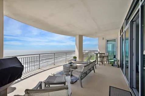 801 E Beach Drive Tw2305 Galveston TX 77550