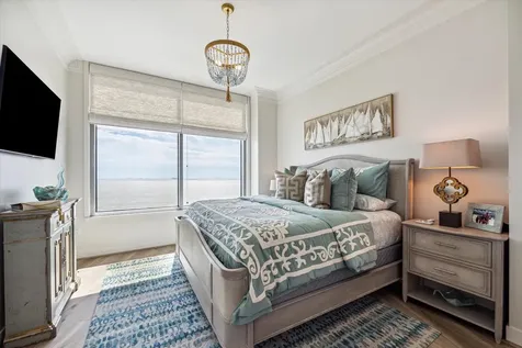 801 E Beach Drive Tw2305 Galveston TX 77550