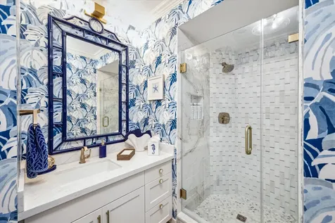 801 E Beach Drive Tw2305 Galveston TX 77550