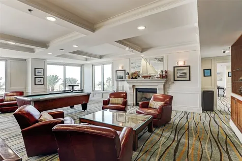 801 E Beach Drive Tw2305 Galveston TX 77550