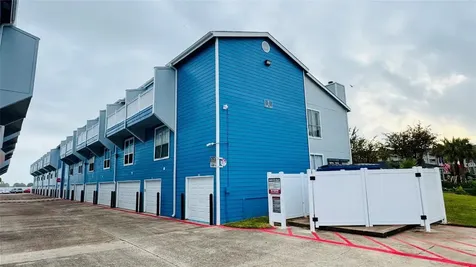3506 Cove View Boulevard 106 Galveston TX 77554