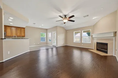 21007 Pineda Circle Richmond TX 77406